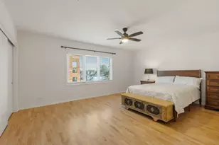 5320 N Lowell Ave, Chicago, IL 60630 - Photo 14