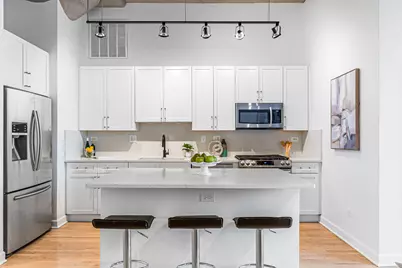 900 N Kingsbury Street #726, Chicago, IL 60610 - Photo 10