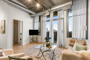 900 N Kingsbury St, Chicago, IL 60610 - Photo 8