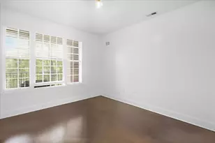 50 N Plum Grove Rd, Palatine, IL 60067 - Photo 10