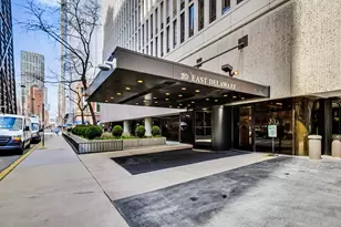 200 E Delaware Pl, Chicago, IL 60611 - Photo 2