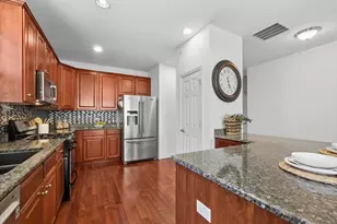 5932 Eton Dr, Hoffman Estates, IL 60192 - Photo 6