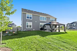 1870 Chandolin Ln, Elgin, IL 60124 - Photo 30