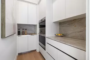 2329 N Cambridge Ave, Chicago, IL 60614 - Photo 14