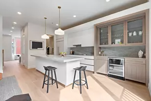 2329 N Cambridge Ave, Chicago, IL 60614 - Photo 12