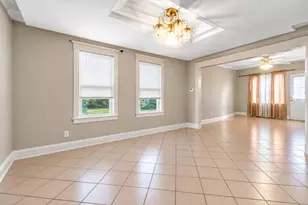 528 E 156th St, Harvey, IL 60426 - Photo 6