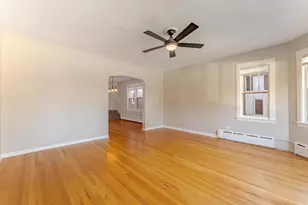 7933 W Sunset Dr, Elmwood Park, IL 60707 - Photo 4