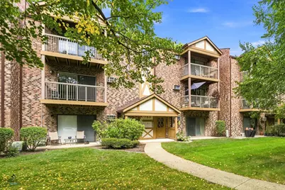 753 S Dwyer Avenue #C, Arlington Heights, IL 60005 - Photo 2