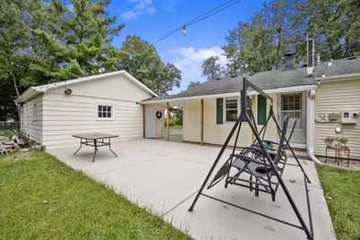 5840 S Brainard Avenue, La Grange Highlands, IL 60525 - Photo 32