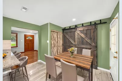 5840 S Brainard Avenue, La Grange Highlands, IL 60525 - Photo 26