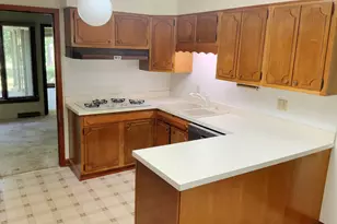 780 W Marywood Ave, Aurora, IL 60505 - Photo 10
