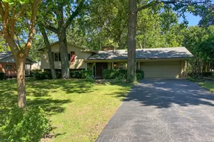 780 W Marywood Ave, Aurora, IL 60505 - Photo 1
