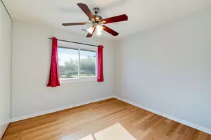 5810 Easton Ct, Hanover Park, IL 60133 - Photo 20