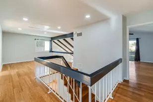 5810 Easton Ct, Hanover Park, IL 60133 - Photo 14