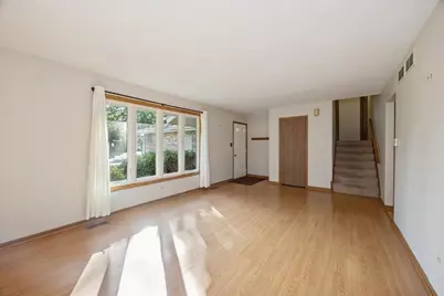1006 Longford Drive, Westmont, IL 60559 - Photo 2