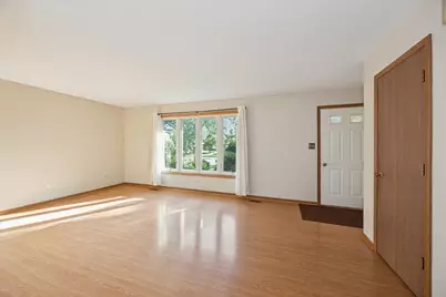1006 Longford Drive, Westmont, IL 60559 - Photo 4