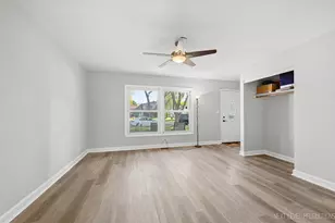 7864 Ramsgate Cir S, Hanover Park, IL 60133 - Photo 6