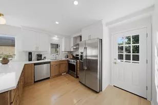 9360 Margail Ave, Des Plaines, IL 60016 - Photo 12