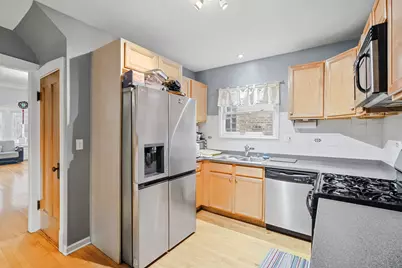 5650 N Mason Avenue, Chicago, IL 60646 - Photo 10