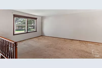 477 N Van Buren Avenue, Bradley, IL 60915 - Photo 6
