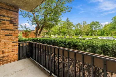 101 Lake Hinsdale Drive #108, Willowbrook, IL 60527 - Photo 16