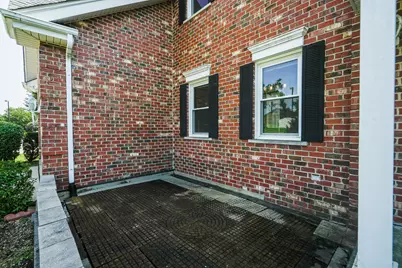17 Chapel Hill Court, Westmont, IL 60559 - Photo 4