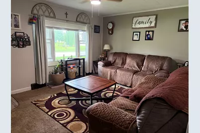314 W Second Street, Gilman, IL 60938 - Photo 6
