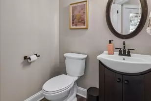 1423 Walnut Hill Ave, Saint Charles, IL 60174 - Photo 16
