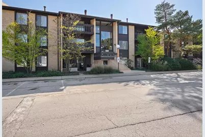 6177 Knoll Wood Road #302, Willowbrook, IL 60527 - Photo 1