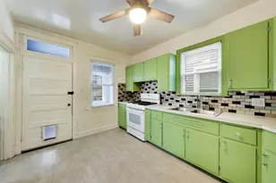 4132 N Maplewood Ave, Chicago, IL 60618 - Photo 8