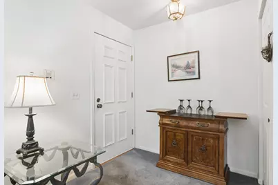 708 Newgate Lane #B, Prospect Heights, IL 60070 - Photo 2