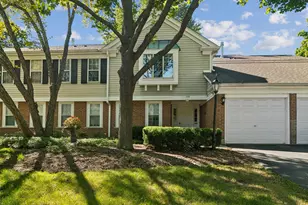 708 Newgate Ln, Prospect Heights, IL 60070 - Photo 1