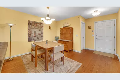 730 Creekside Drive #503, Mount Prospect, IL 60056 - Photo 6