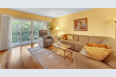 730 Creekside Drive #503, Mount Prospect, IL 60056 - Photo 4