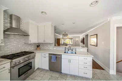 1960 Milton Avenue, Northbrook, IL 60062 - Photo 14