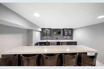 1960 Milton Avenue, Northbrook, IL 60062 - Photo 28