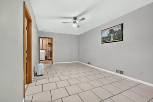 2512 Lowman Dr, Bloomington, IL 61704 - Photo 30