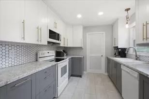 23336 W Feeney Dr, Plainfield, IL 60586 - Photo 10