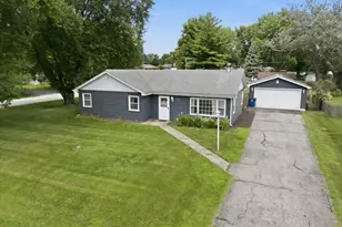 23336 W Feeney Dr, Plainfield, IL 60586 - Photo 2