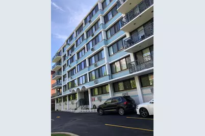 5817 N Kenmore Avenue #201, Chicago, IL 60660 - Photo 1