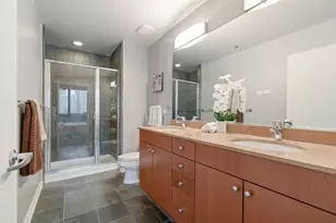 123 S Green St, Chicago, IL 60607 - Photo 18