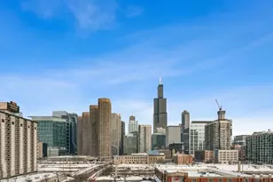 123 S Green St, Chicago, IL 60607 - Photo 26