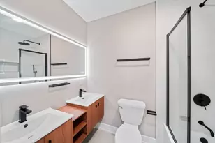 932 N Trumbull Ave, Chicago, IL 60651 - Photo 20