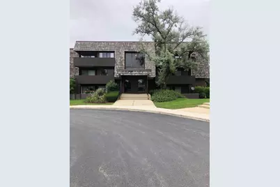 500 Timber Ridge Drive #304C, Carol Stream, IL 60188 - Photo 2