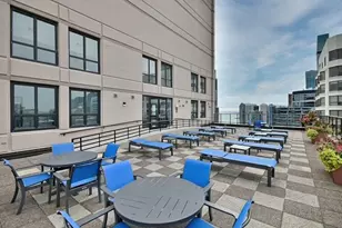 401 E Ontario St, Chicago, IL 60611 - Photo 40