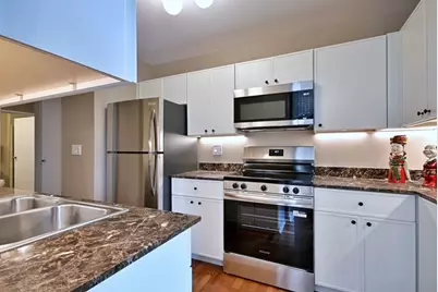 401 E Ontario Street #2210, Chicago, IL 60611 - Photo 12