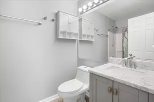 770 S Providence Ln, Round Lake, IL 60073 - Photo 24