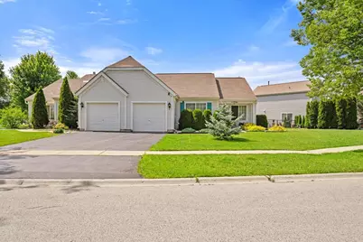 770 S Providence Lane #770, Round Lake, IL 60073 - Photo 2
