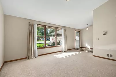24006 W Joseph Avenue, Plainfield, IL 60544 - Photo 4