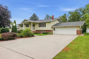 23804 W Getson Ave, Plainfield, IL 60544 - Photo 2
